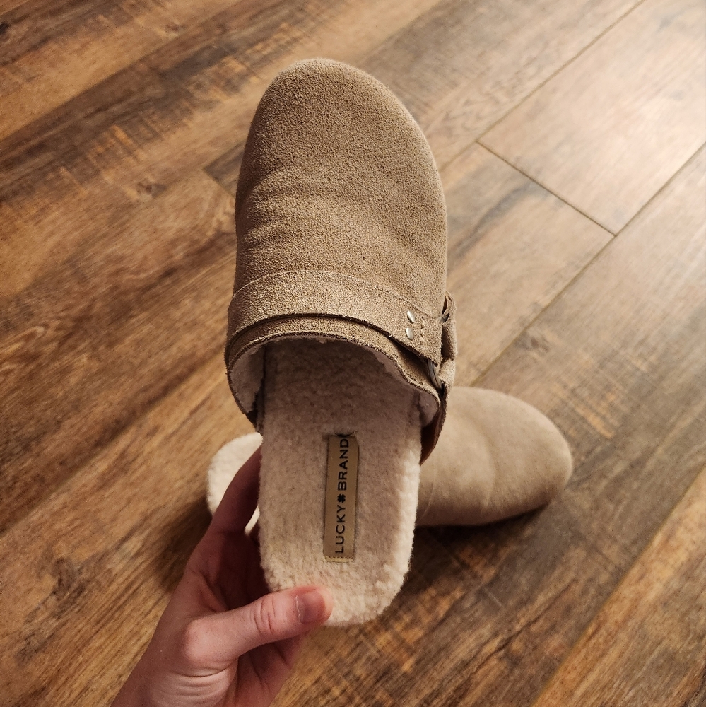 Lucky Brand Slip On Clogs in Tan/Grey Size 9 - Picture 3 of 5